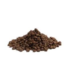 Croquette pour petit chien  HIGHLAND LIVING en LOT de 3 x 2.5kg